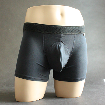 boxer noir sabords à ouverture frontale et volet de recouvrement