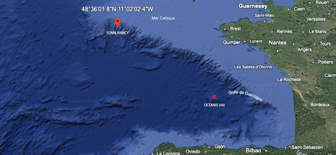 Carte situant deux événements survenus au début de janvier 1998 dans l’Atlantique. Au nord, le Sonia Nancy, en perdition le 4 janvier avant le sauvetage de ses dix marins par la RAF. Plus au sud, notre voilier affronte au même moment une succession de violentes tempêtes dans le golfe de Gascogne.